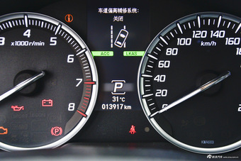 2015款讴歌TLX 2.4L自动豪华版