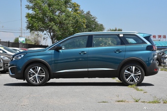 2017款标致5008 1.6T自动350THP精英版7座