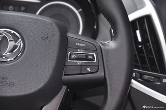 2016款东风风神AX7 2.0L自动智逸型