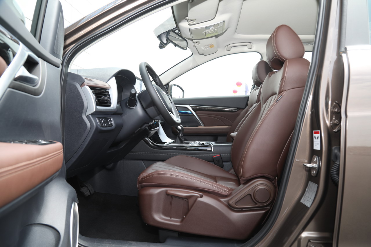 2018款君马SEEK 5 1.5T手动领智版