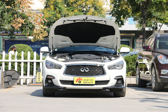 2018款英菲尼迪Q50L 2.0T自动豪华运动版