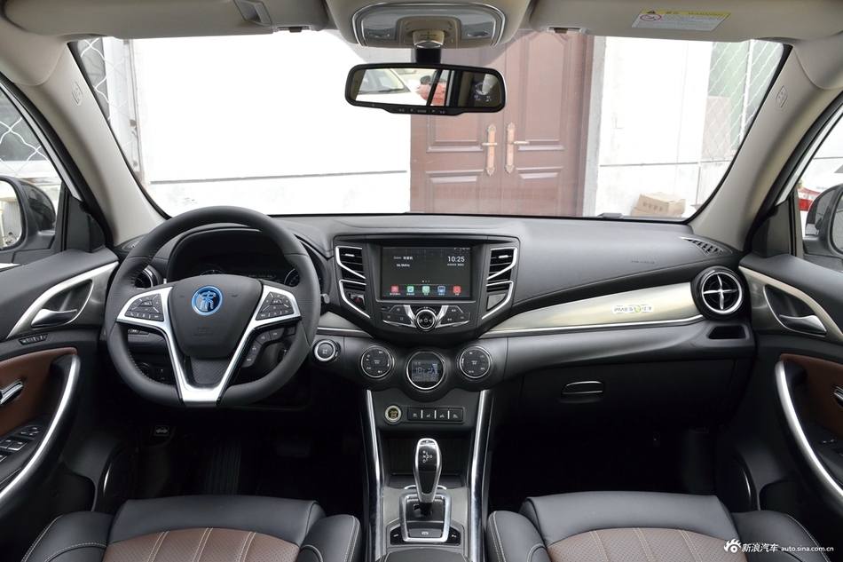 2018款比亚迪宋EV400 智联进享型