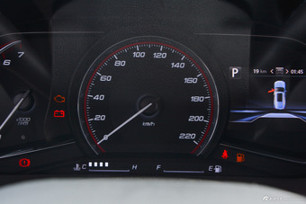 2017上汽大通D90 2.0T自动两驱水星