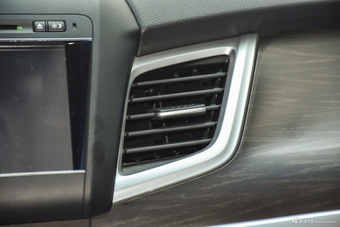 2016款杰德1.8L CVT豪华尊享版5座