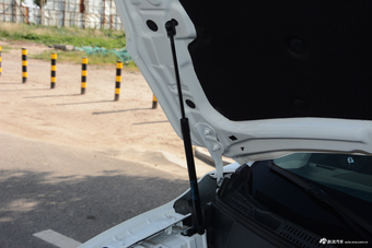 2016款风光580 1.5T自动豪华型