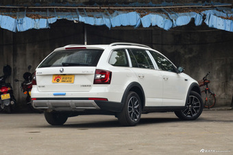 2018款明锐旅行版1.2T TSI230 DSG豪华版