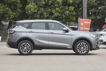 2018款中华V6 1.5T自动尊贵型