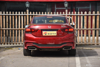 2015款思铂睿2.4L自动 Si