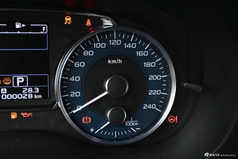 2017款斯巴鲁XV 2.0L自动豪华版