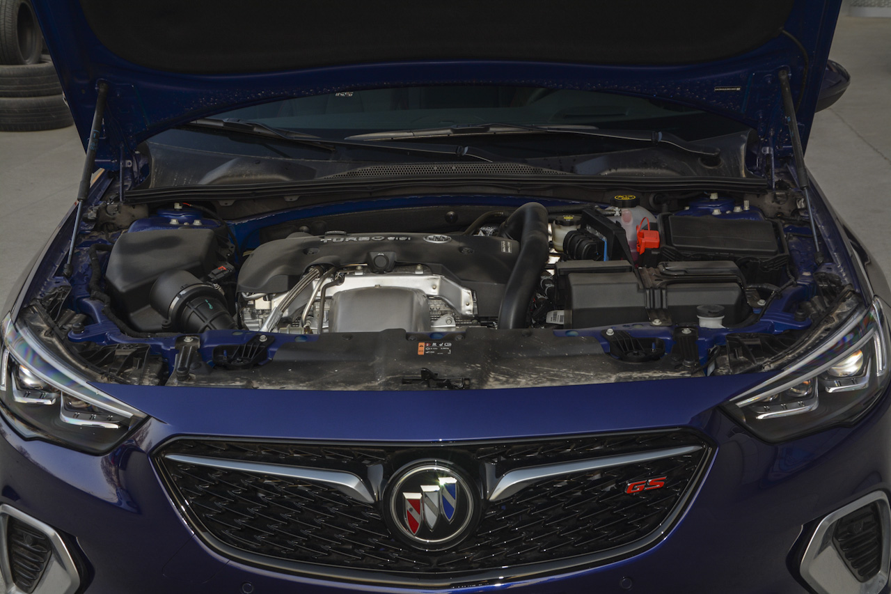 2017款君威GS 2.0T自动尊贵型28T