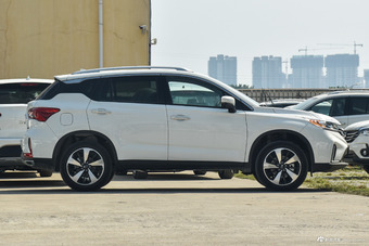 2018款传祺GS4 1.5T自动两驱豪华智联版235T