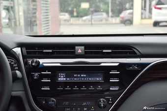   2018款凯美瑞2.0E自动领先版