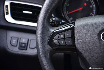 2017款奔腾B30 1.6L 手动舒适型