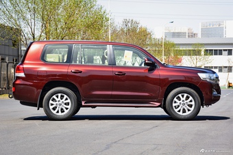 2017款兰德酷路泽4.0L自动GX-R中东版7座