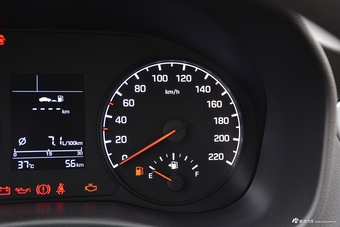 2016款悦纳1.4L手动青春版GS