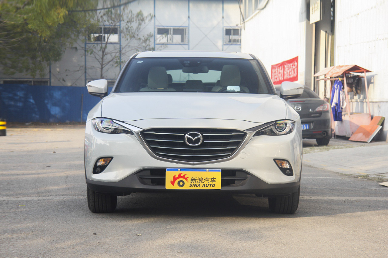 2016款马自达CX-4 2.0L自动两驱蓝天领先版