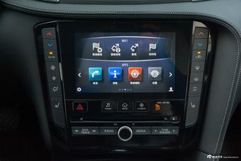 2018款英菲尼迪QX50 2.0T自动四驱智能版