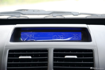 2015款福瑞达M50 1.4L手动公务舱K14B-F