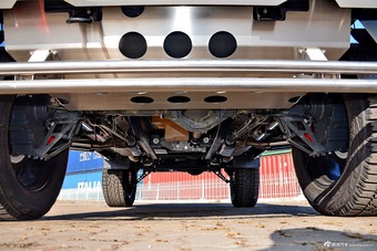 2017款奔驰G级4.0T自动G500 4x4限量版