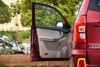 2016款瑞虎3 1.6L自动风尚版