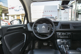 2016款雪铁龙C5 1.8T自动尊贵型