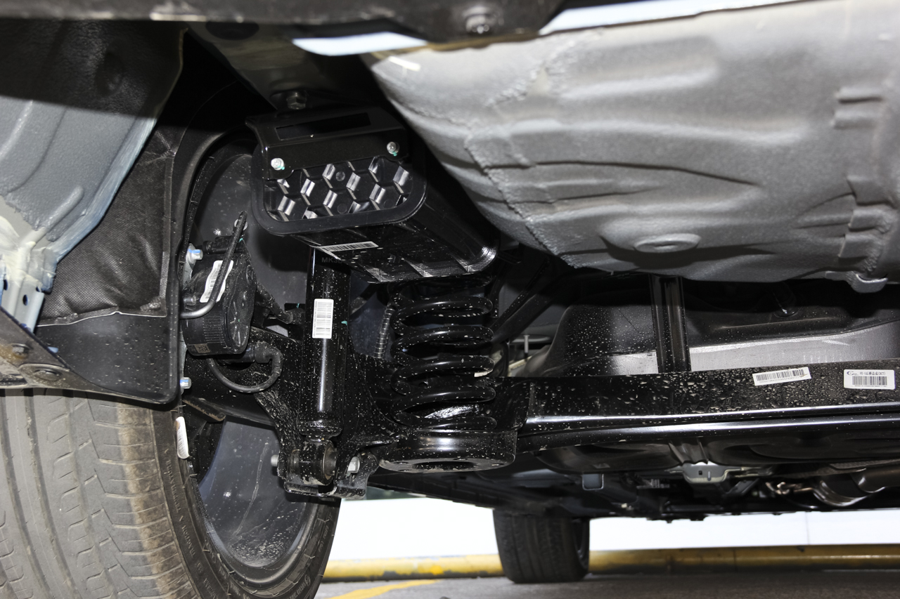 2018款吉利帝豪GL 1.4T自动尊贵智联型