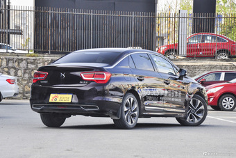 2015款DS 5LS 1.6T自动60周年限量版THP160