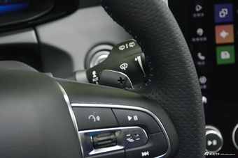 2018款领克01 1.5T PHEV 劲Pro