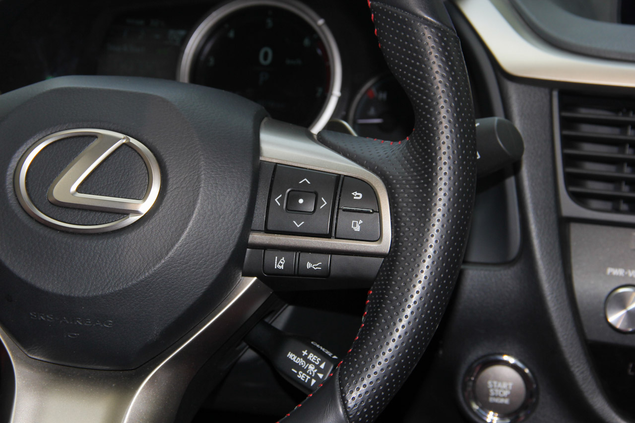 2016款雷克萨斯RX 2.0T自动200t四驱F SPORT