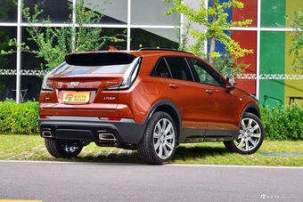 2018款XT4 2.0T四驱铂金运动版28T