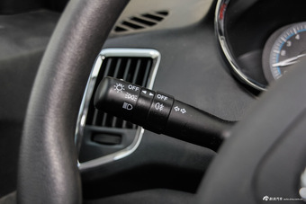 2014款英致G3 1.5L手动致雅版