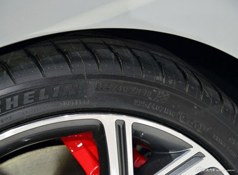 起亚史上最暴力车型诞生 搭3.3T/5.1s破百