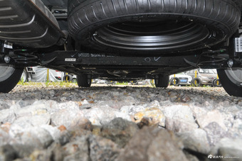 2016款宝骏730 1.5T手动标准版 7座