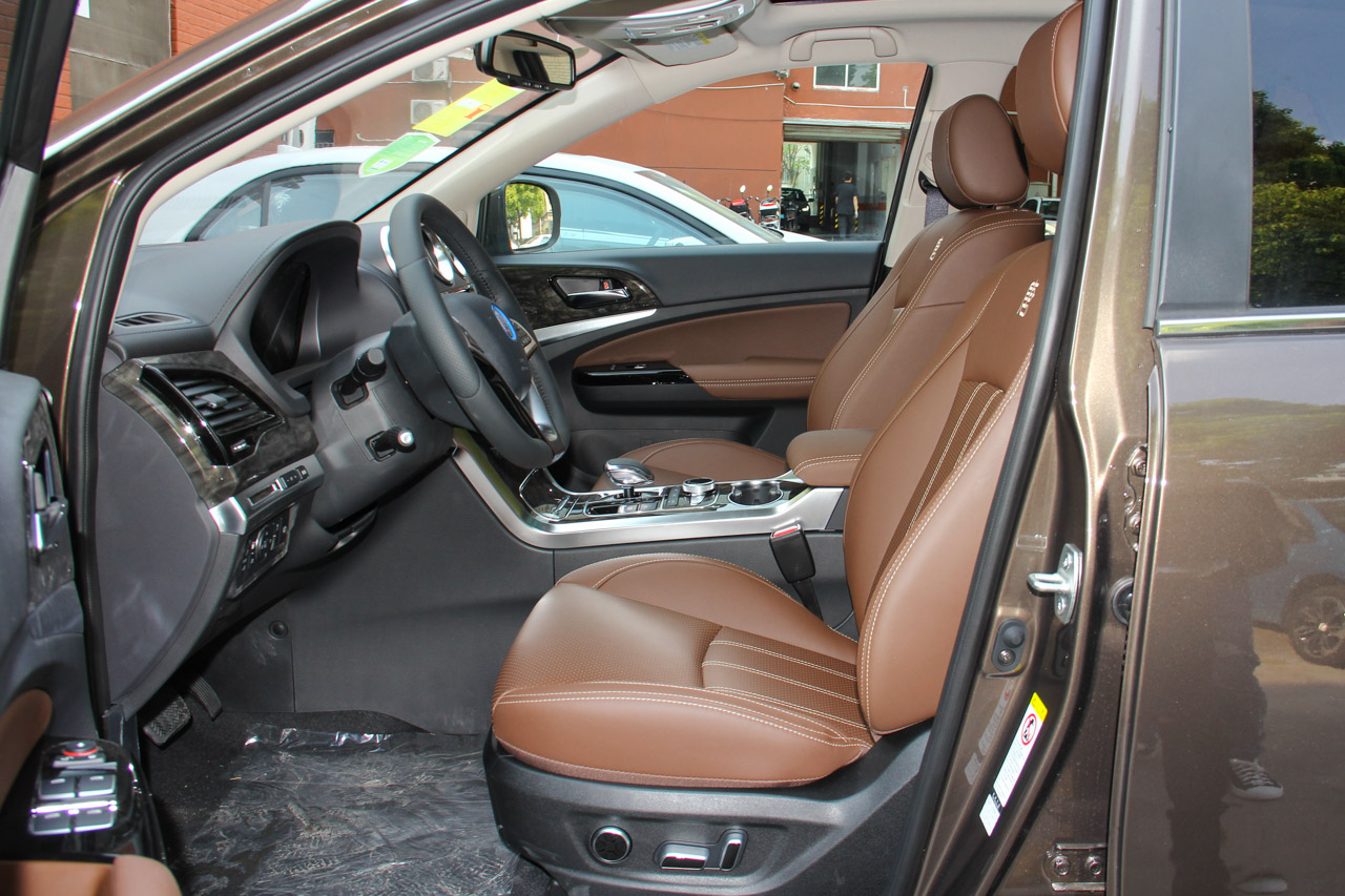 	2017款比亚迪唐100 2.0T