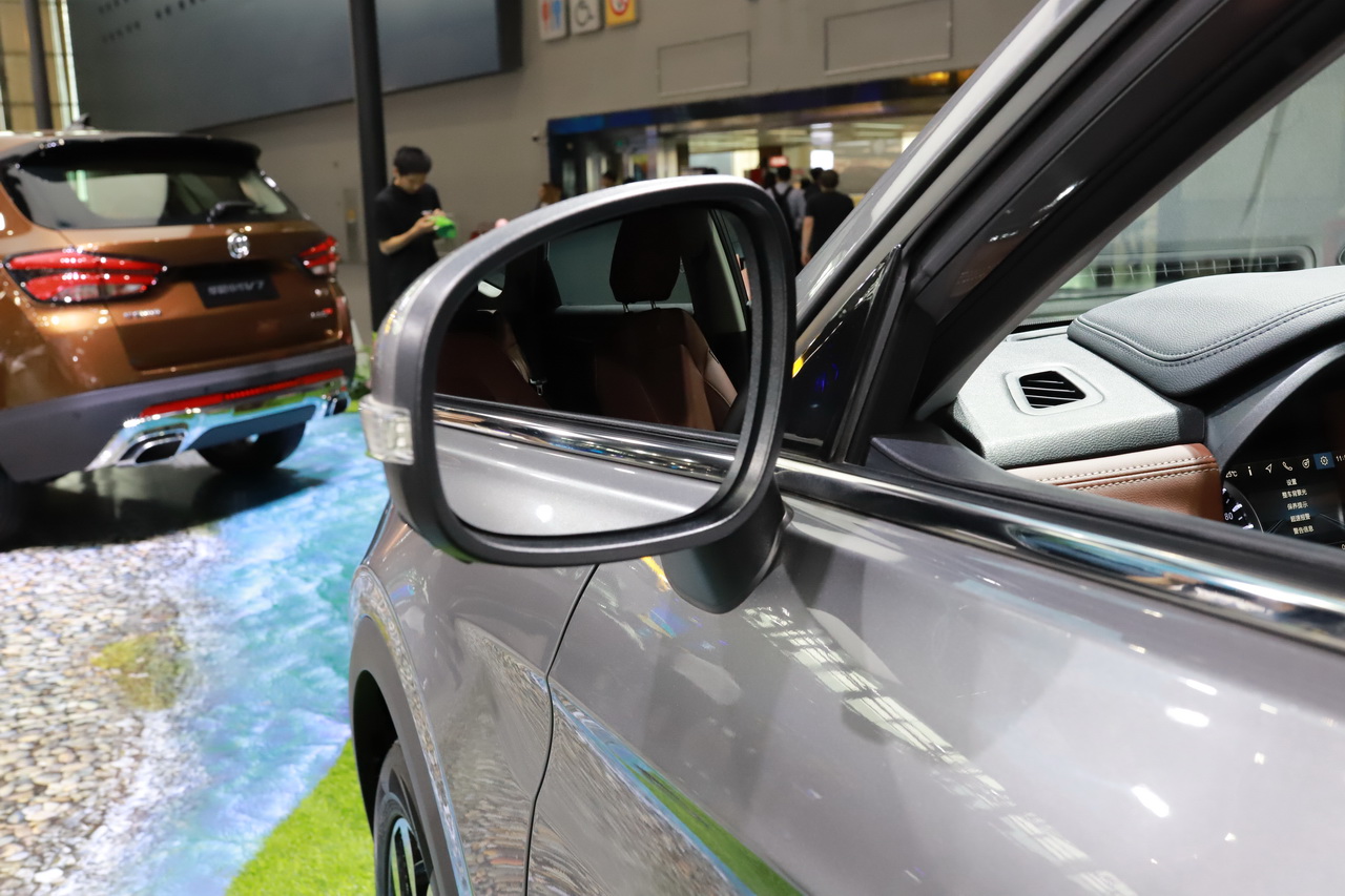 2018广州车展实拍：中华V6