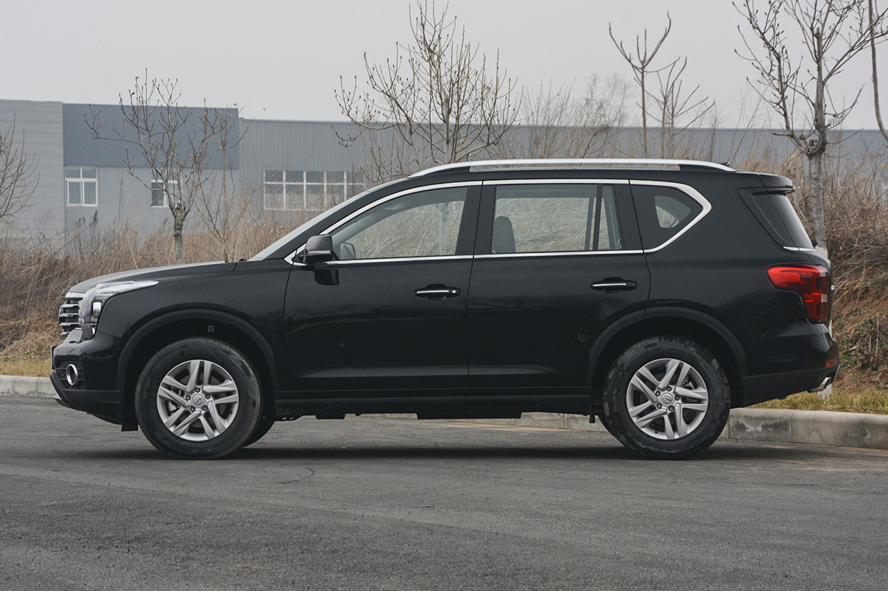 2017款传祺GS7 320T 2.0T两驱豪华型