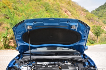 2018款一汽大众 探岳 2.0T  旗舰版