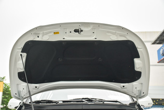 2015款骏派D60 1.5L手动标准型