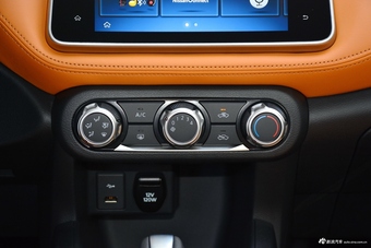 2018款日产劲客1.5L自动智联尊享版