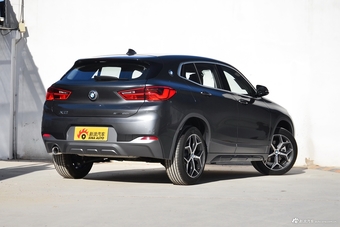 2018款宝马X2 1.5T sDrive20i M越野套装