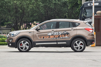 2017款海马S5强动力版1.5T手动尊贵型