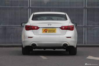 2016款英菲尼迪Q50L 2.0T自动舒适版