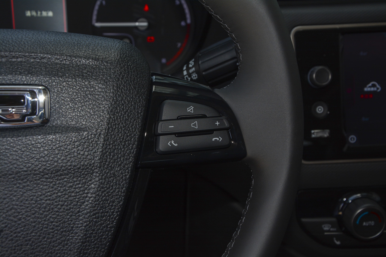  2018款观致5 SUV 1.6T自动旗舰型     