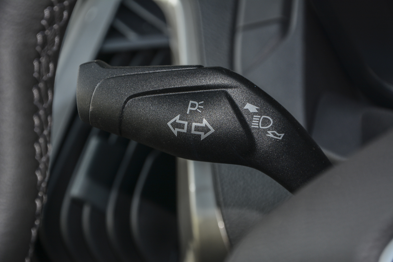 2017款途睿欧2.0T自动精英版