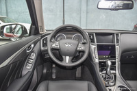 2016款英菲尼迪Q50L 2.0T自动悦享版