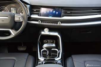 2017款哈弗H6 换代1.3T自动两驱风尚型蓝标