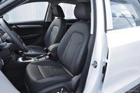 2018款奥迪Q3 30周年年型 30 TFSI风尚型