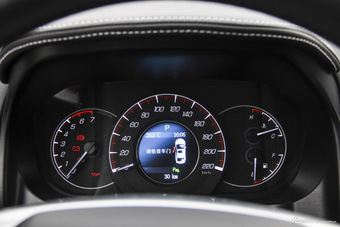 2017款幻速S6 1.5T自动尊享型