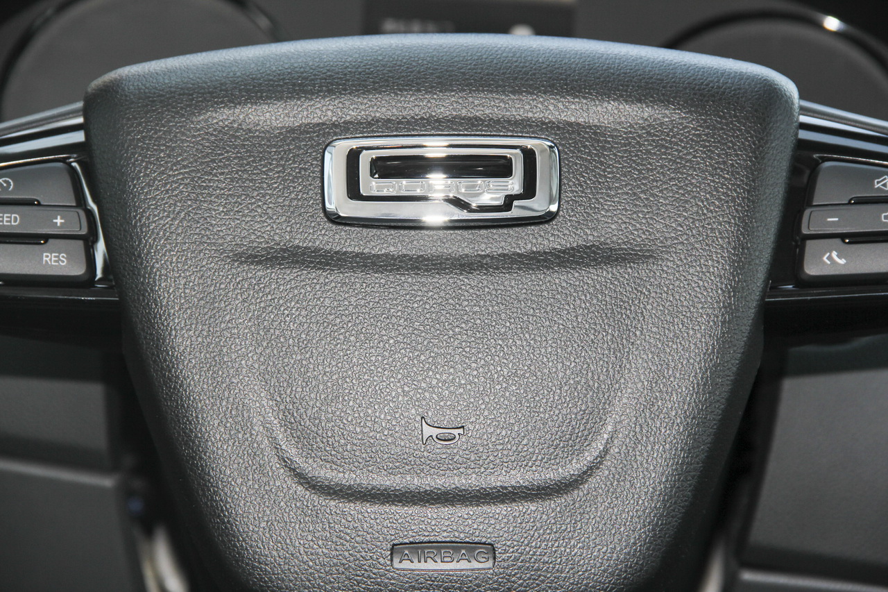 2016款观致3三厢1.6L自动致悦型