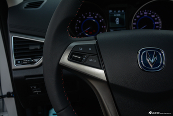 2016款逸动XT 1.6L自动俊酷型